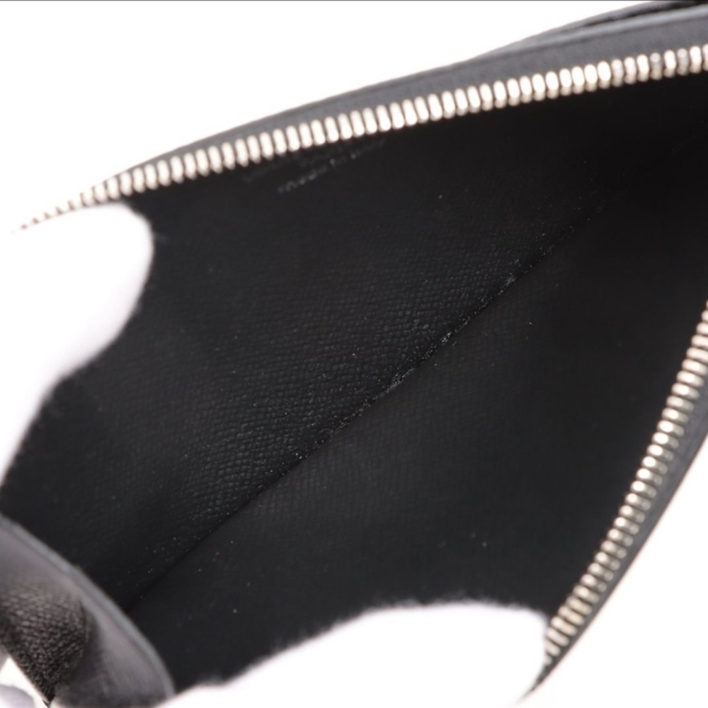 Authentic Louis Vuitton Taiga Coin Card Holder - Picture 7 of 7